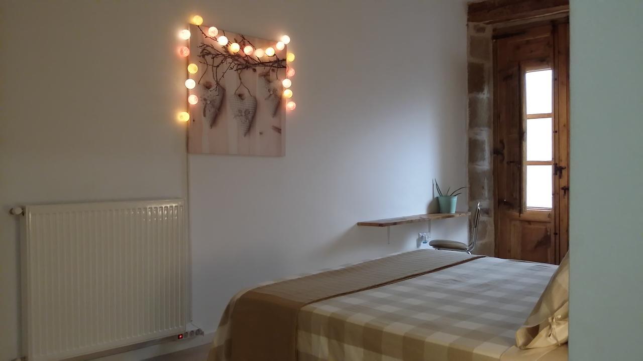 Albergue Valderrobres Auto Check-In Eksteriør billede