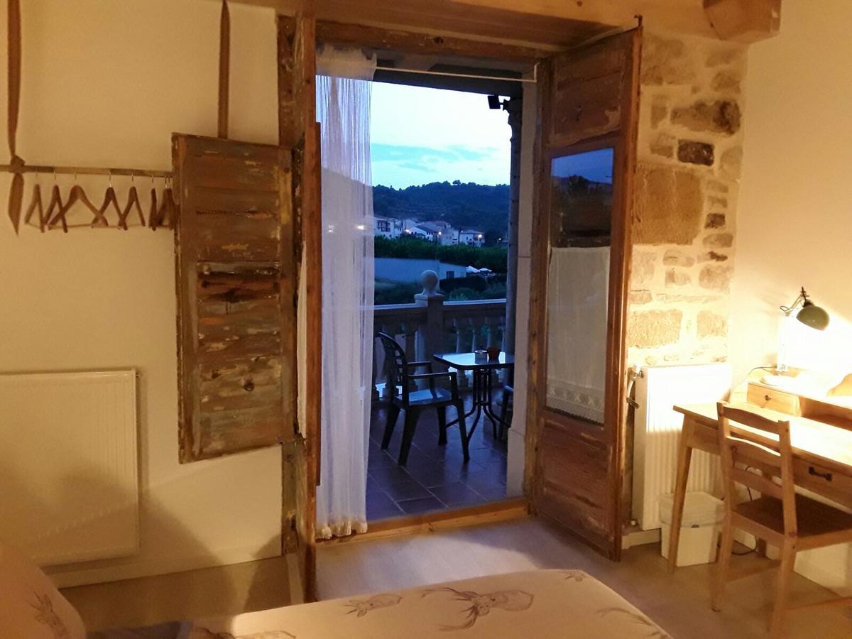 Albergue Valderrobres Auto Check-In Eksteriør billede