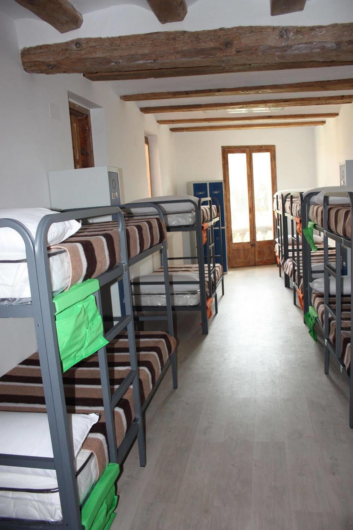 Albergue Valderrobres Auto Check-In Eksteriør billede